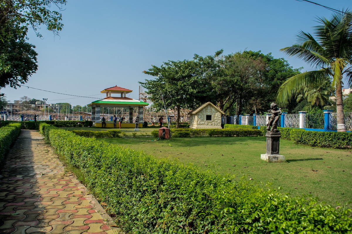 Abasarika at Parbirhata